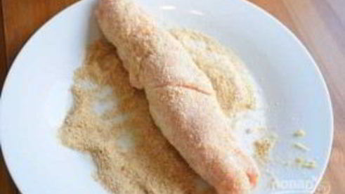 куриный рулет с ветчиной и сыром