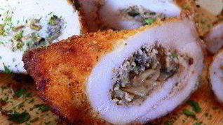 Куриные рулетики в имбирном маринаде с начинкой