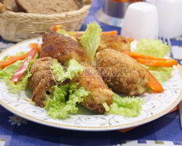 Куриные рулетики в панировке