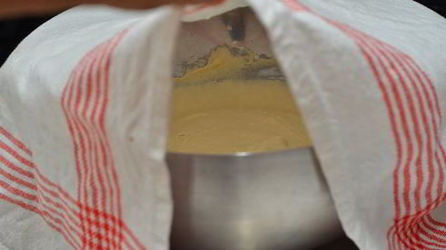 маковый рулет с глазурью