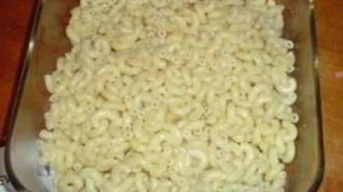 мясной рулет и макароны с сыром