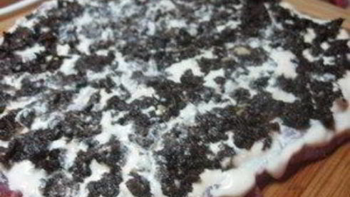 мясной рулет с черносливом и сыром