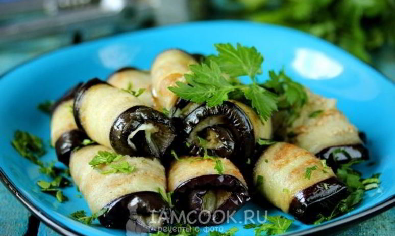 Рецепт острых рулетиков из баклажанов