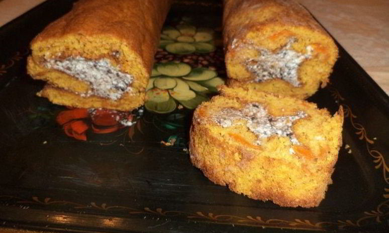 Рецепт рулета из бисквитно-тыквенного теста с творожной начинкой