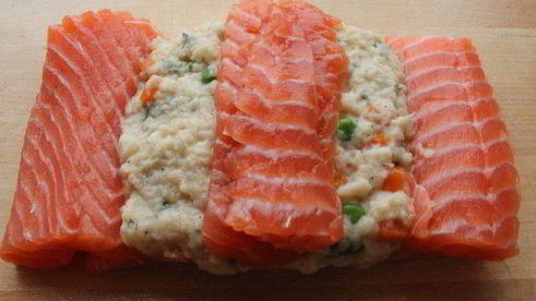 рулет из лосося