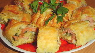 Рулет из слоеного теста на тему Я тебя слепила из того, что было