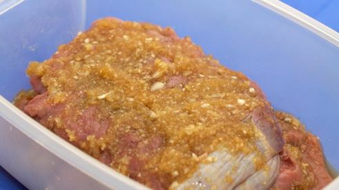 рулет из телятины и баклажана