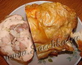 Рулет куриный со свининой