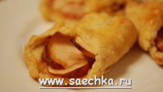 Рулет с яблоками