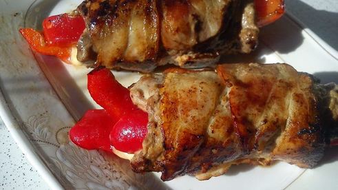 рулетики с сыром и перцем