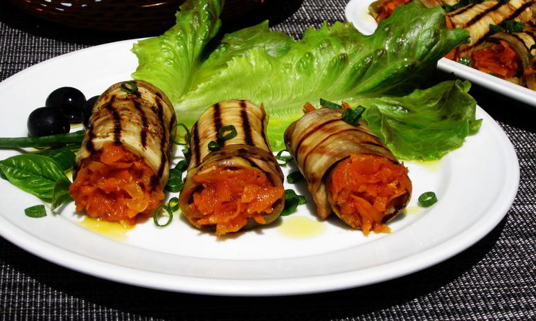 Рецепт рулетов из баклажанов