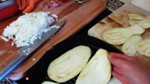 рулеты из баклажанов