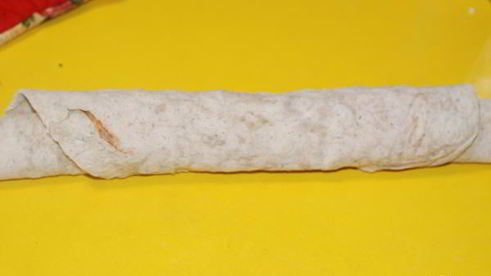 теплые рулетики с мясом и грибами