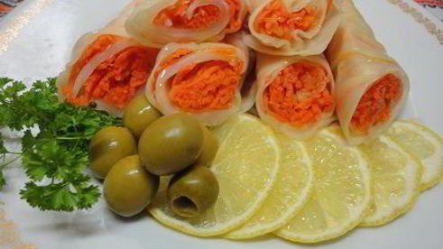 закусочные рулетики из моркови с капустой