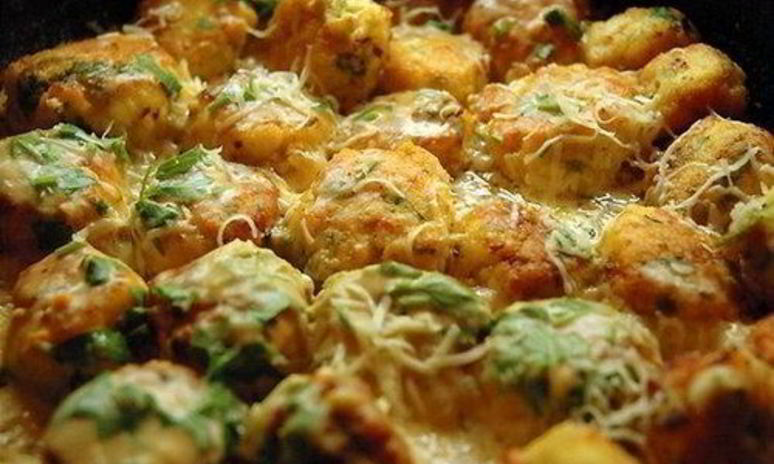 Рецепт шариков из куриного филе в сливочно-сырном соусе