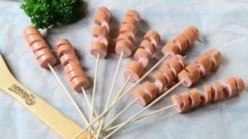 сосиски в тесте на палочке твистер