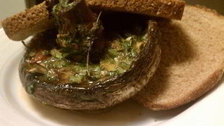 Грибной сэндвич с ароматным маслом