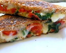 Капрезе сэндвич