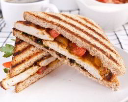 Куриные сэндвичи с курицей гриль и соусом барбекю