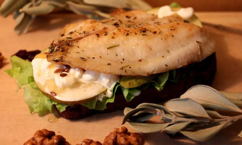 Рецепт сэндвича прованс с рыбой и грушей