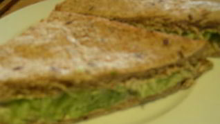 Сэндвич с огурцом в тайском стиле