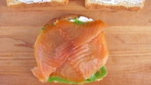 сэндвич с семгой