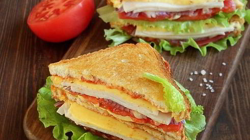 сэндвич с ветчиной и сыром