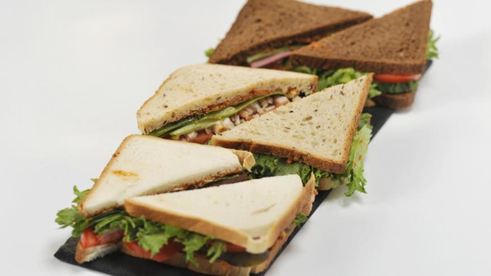 сэндвич со свиной вырезкой