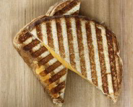 Сэндвичи на гриле с сыром и яблоками