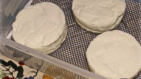 сыр кроттен из молока англо-нубийских коз