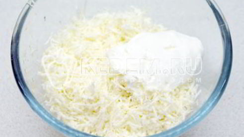 сырные шарики с виноградом