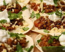 Такос с чечевицей