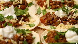 Такос с чечевицей