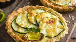 Кабачки запеченные в тарталетках