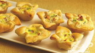 Пикантные тарталетки с творожной начинкой