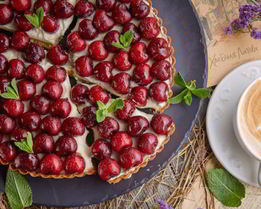 Тарталетка с черешней