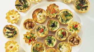 Тарталетка с печенью трески