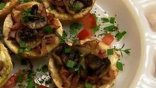 Тарталетки из хлеба с грибами