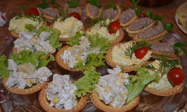 Рецепт тарталеток с ананасом и курицей