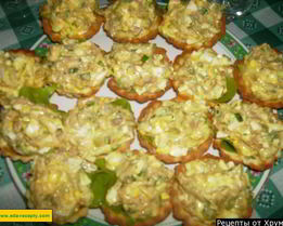 Тарталетки с консервированным тунцом