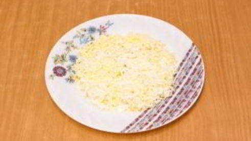 тарталетки с сыром и помидорами