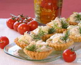 Тарталетки с ветчиной