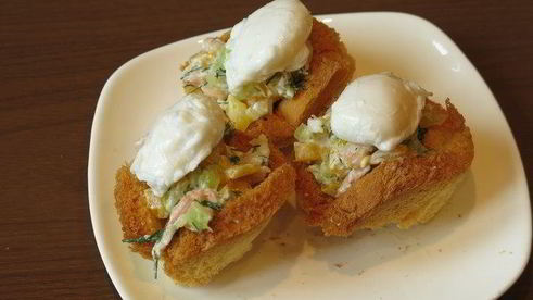 тарталетки с яйцом пашот