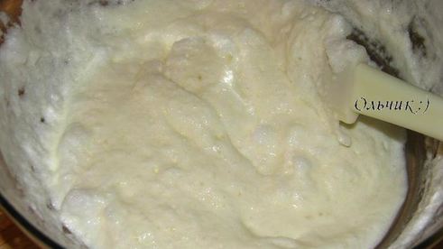 закусочные рисовые тарталетки с запеченными овощами и куриным филе под сыром