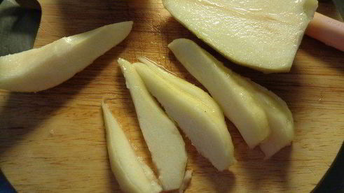 грушевый тарт под миндально-ванильным кремом