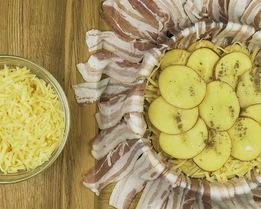 Картофельный тарт с беконом и сыром