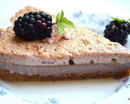 Шелковый тарт с ежевикой