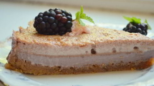 шелковый тарт с ежевикой