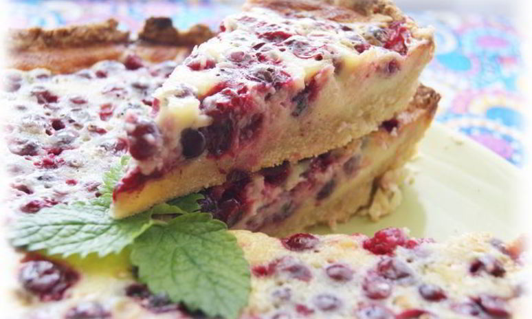 Рецепт тарта с брусникой и запеченным ганашем из белого шоколада