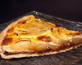 Тарт с грушей и шоколадом